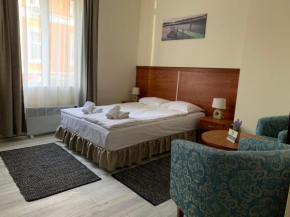 Гостиница Guest Rooms Donovi  Варна